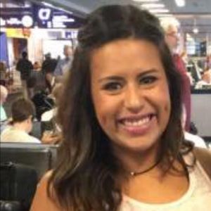 Meet your Posher, Stephanie